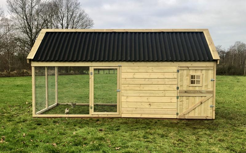 Kippenhok groot type A voorkant