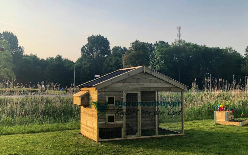 Het kippenhok flat model ook met mestaldes mogelijk.