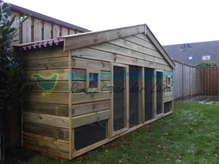 Dubbel kippenhok groot.