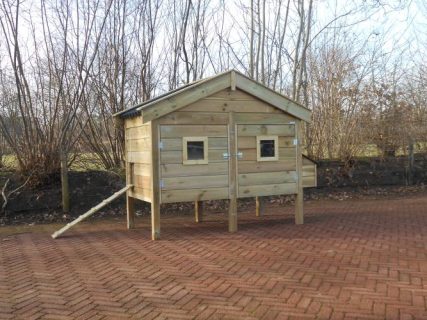 Kippenhok nachthok groot.