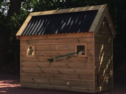 Klein nachthok voor kippen.